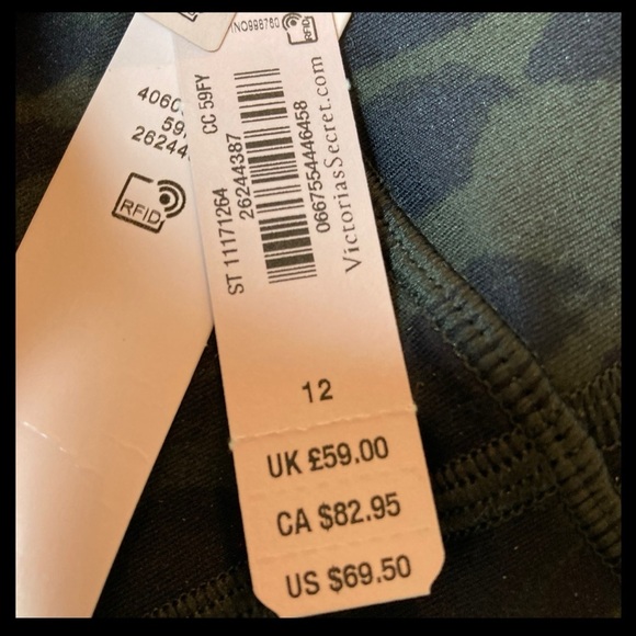 VICTORIA’S SECRET Flow On Point High Rise Pocket Legging Black Leopard Print - Picture 10 of 11